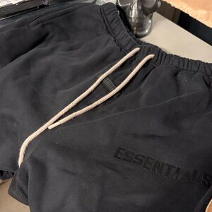 Essentials Fear Of God Black Shorts